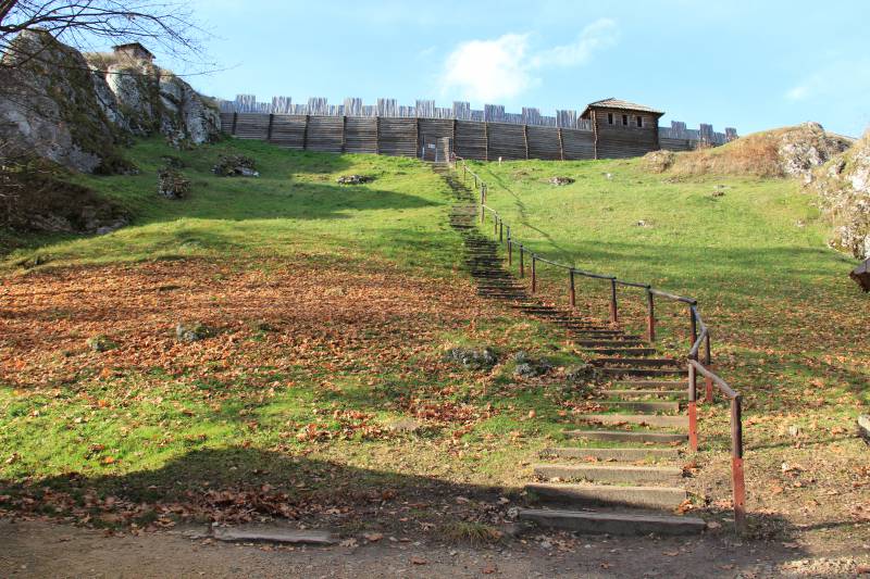 Grod na Górze Birów fot. Rafal Rębisz