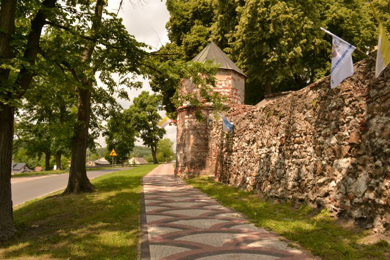 Mstow - Wancerzów Zespół klasztorny fot. Rafał Rębisz